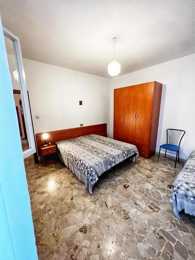 Rimini Casa Vacanze 0*,